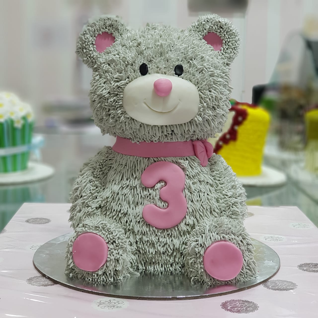 Birthday Cakes in Dubai, online Cake Delivery in Dubai ,Top Birthday Cake shop in Dubai, best cake shop in dubai Best Cakes in Dubai which you can not miss